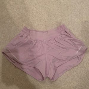 Lululemon Hotty Hot Short II